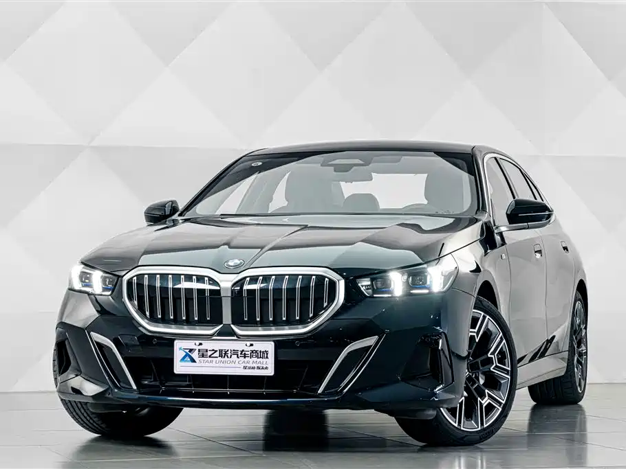 BMW 5 Series — фото 2