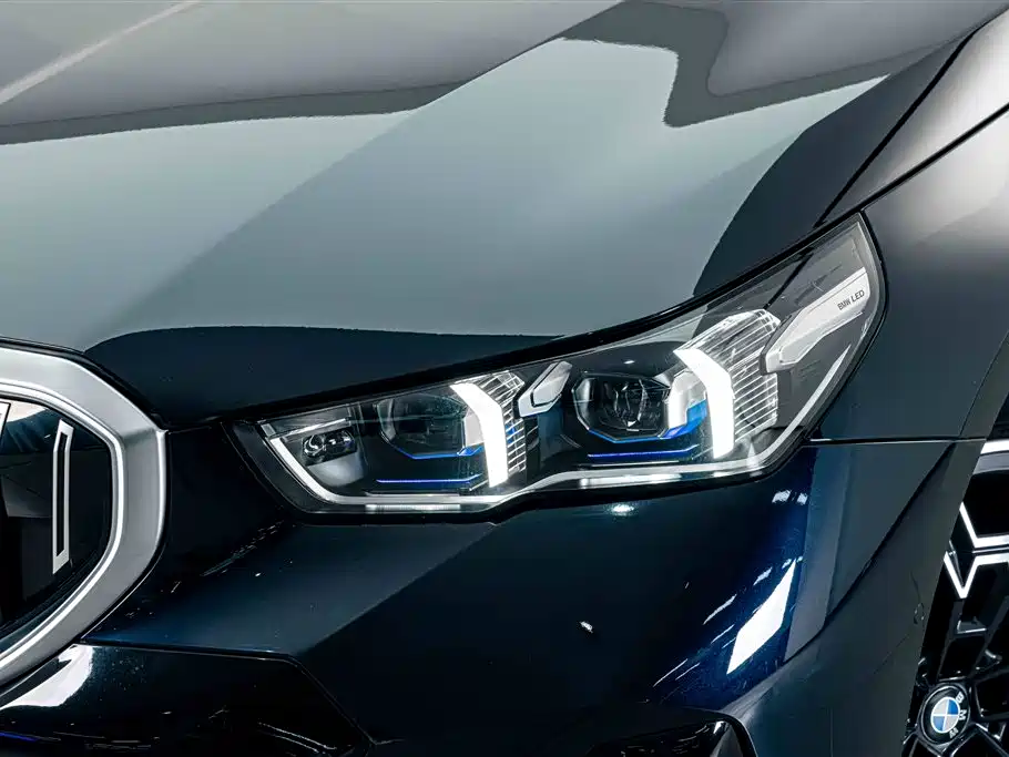 BMW 5 Series — фото 4