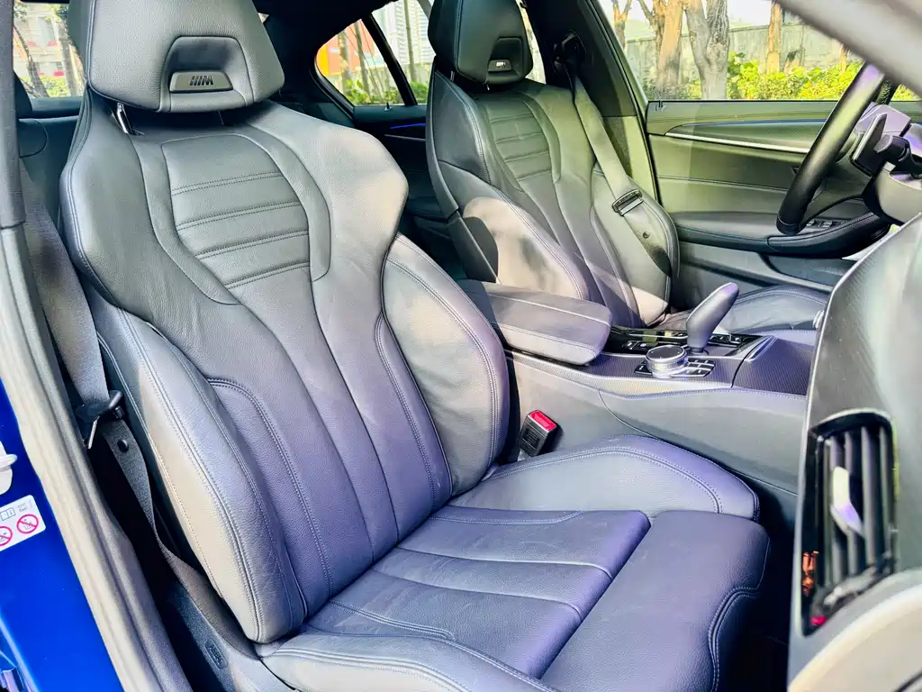 BMW 5 Series (Import) — фото 11