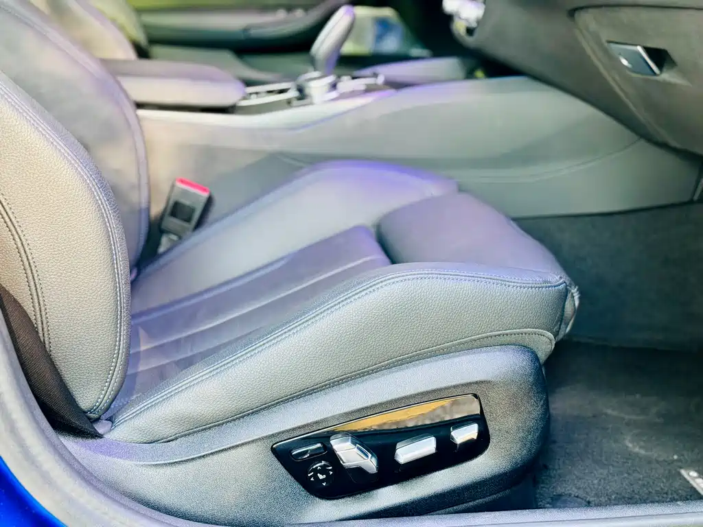 BMW 5 Series (Import) — фото 17