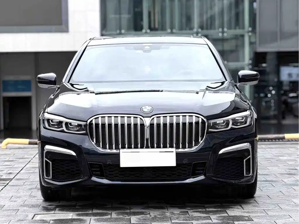 BMW 7 Series — фото 2