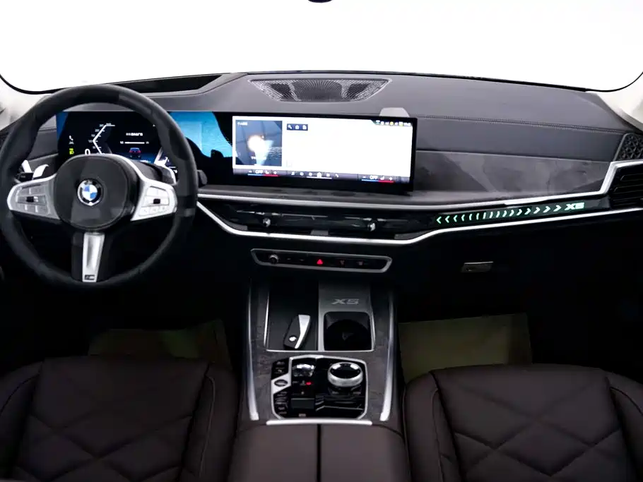 BMW X5 — фото 14
