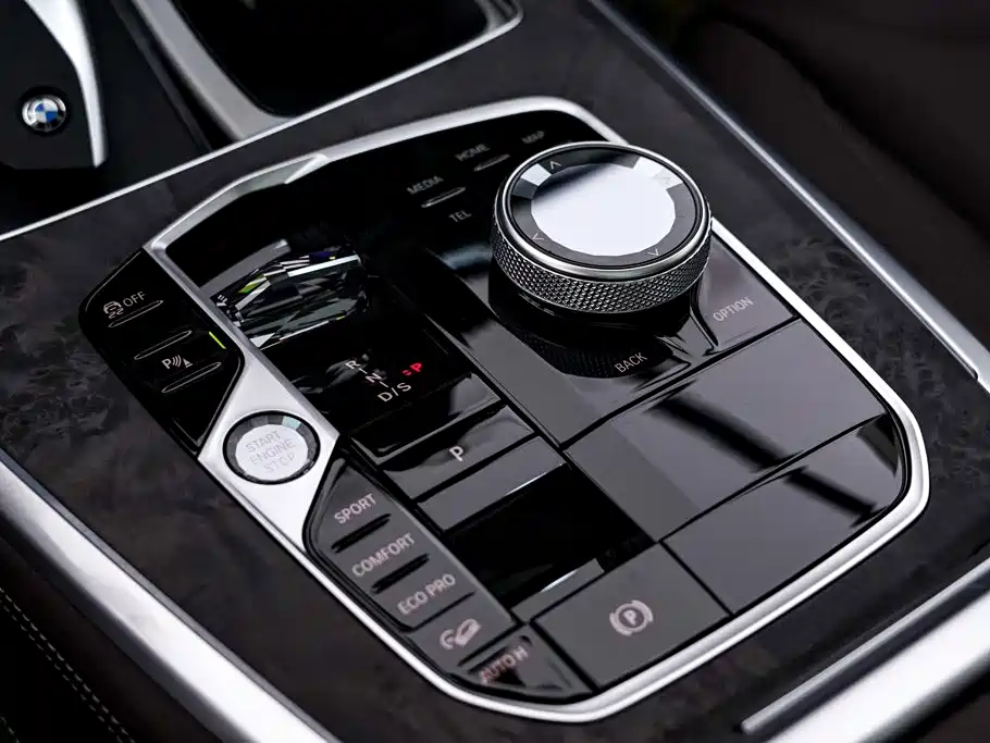 BMW X5 — фото 21
