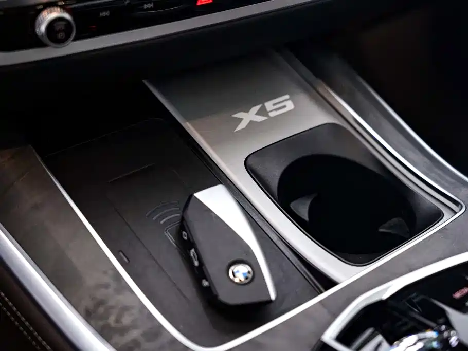 BMW X5 — фото 23