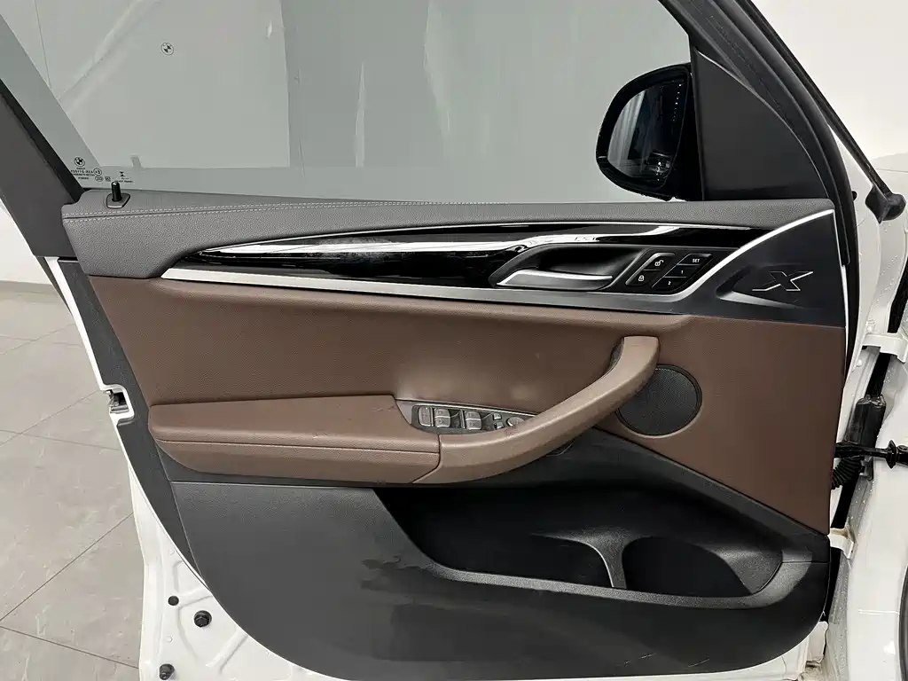 BMW X3 — фото 14