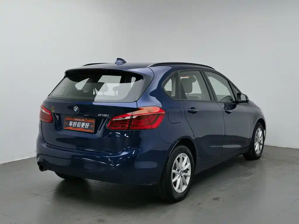 BMW 2 Series Active Tourer — фото 2