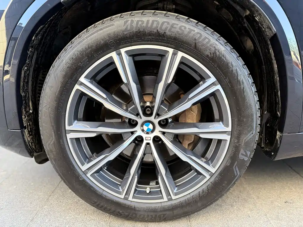 BMW X5 (Import) — фото 17