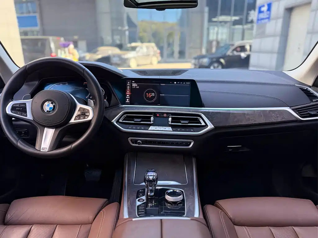 BMW X5 (Import) — фото 5