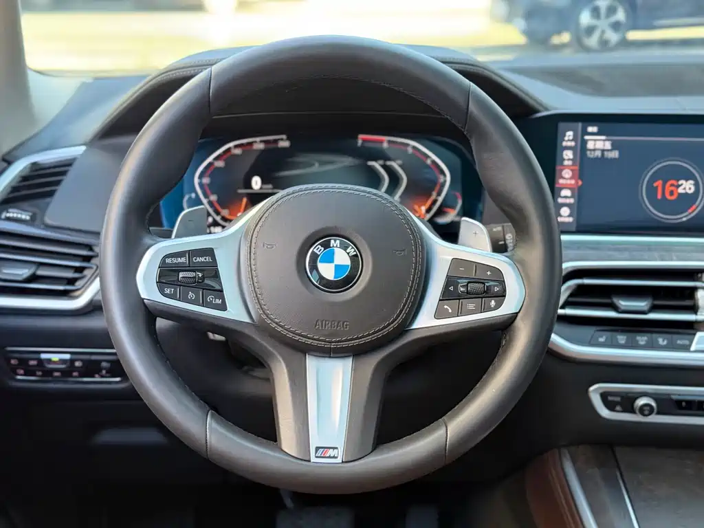 BMW X5 (Import) — фото 8