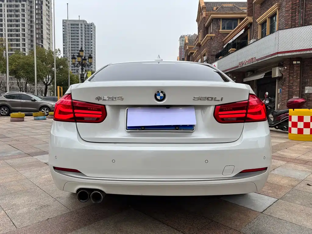 BMW 3 Series — фото 21