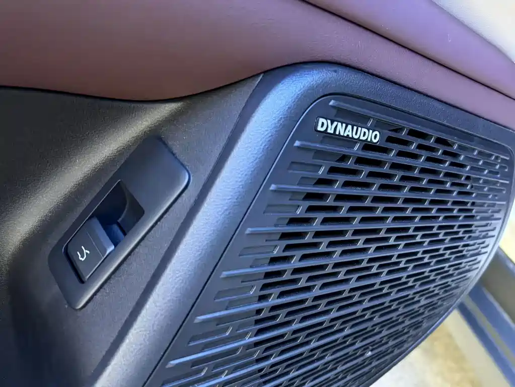 BYD Seal 07 DM-i — фото 11