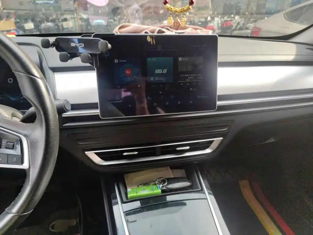 BYD Qin Pro NEV — фото 5
