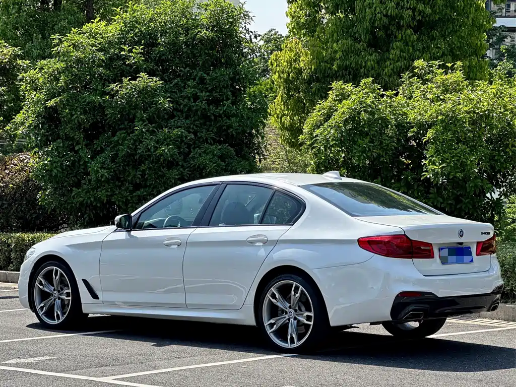 BMW 5 Series (Import) — фото 8