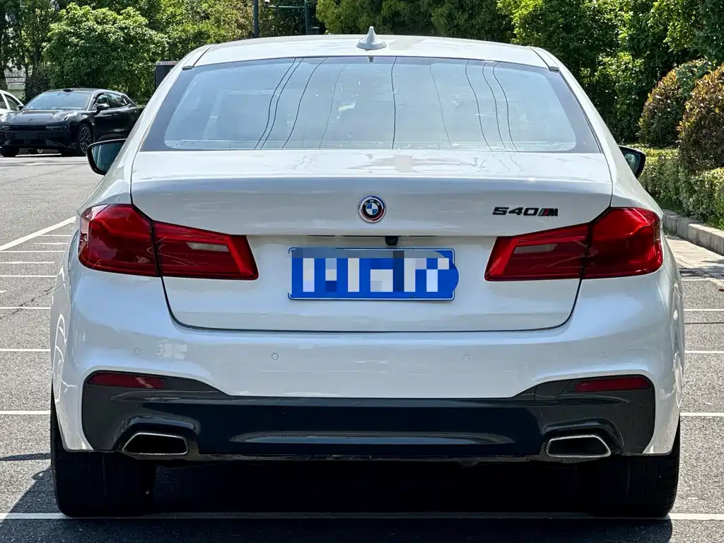 BMW 5 Series (Import) — фото 9