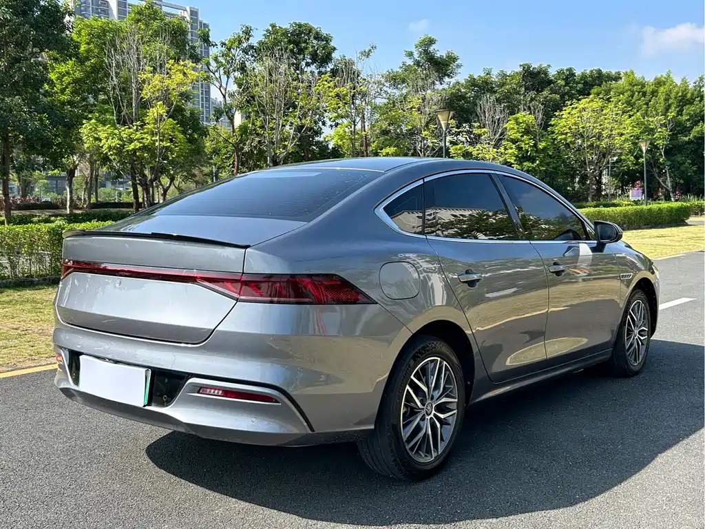 BYD Qin PLUS — фото 9