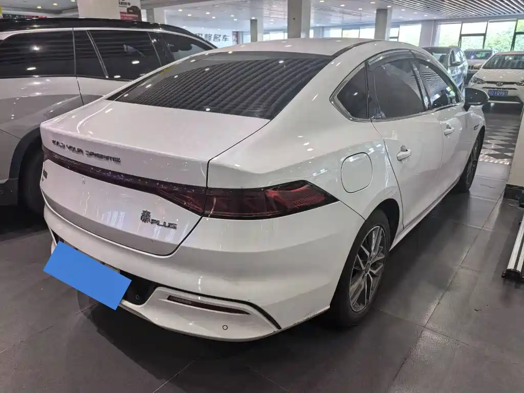 BYD Qin PLUS — фото 5