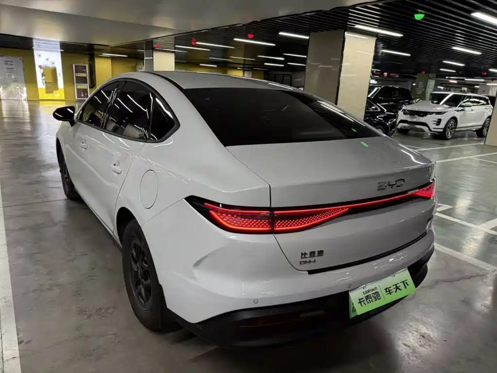 BYD Seal 05 DM-i — фото 4
