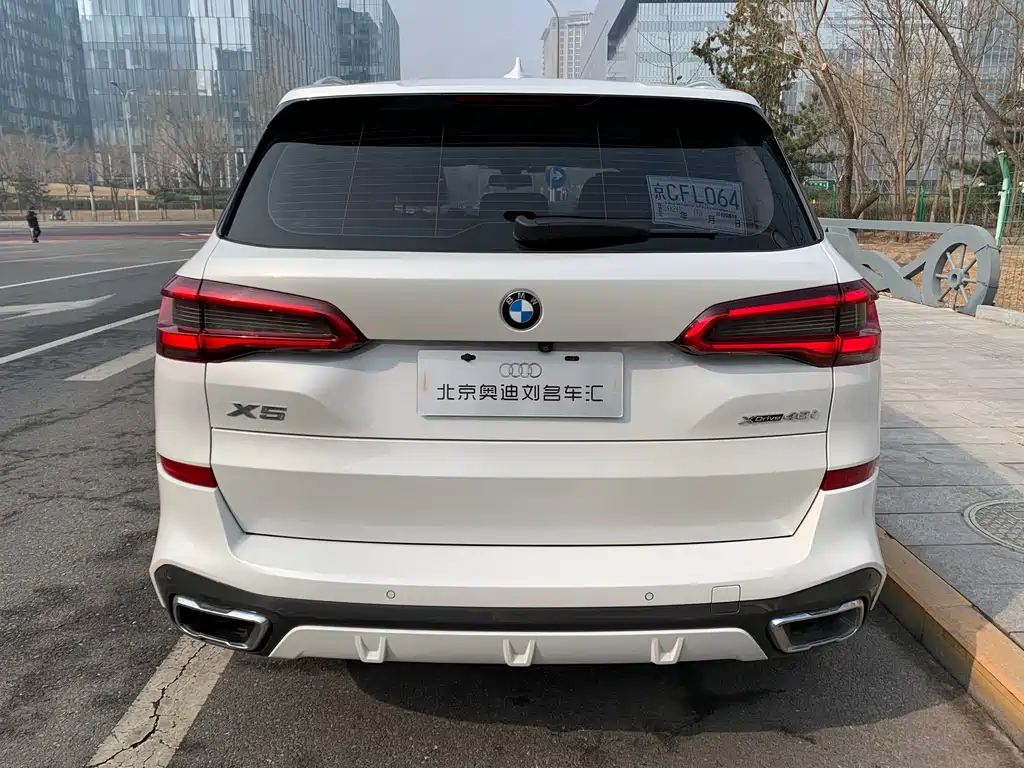 BMW X5 (Import) — фото 4