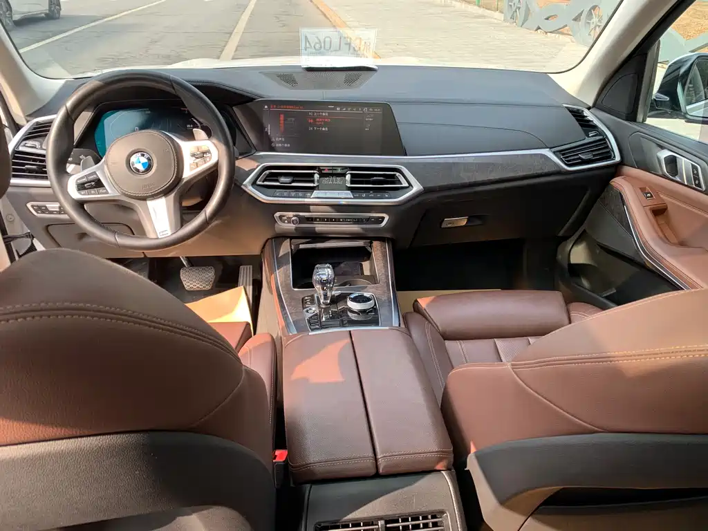 BMW X5 (Import) — фото 9