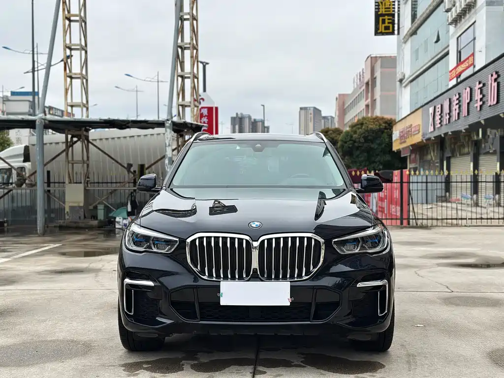 BMW X5 — фото 2