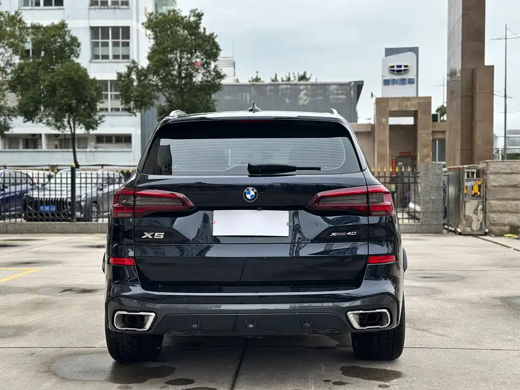 BMW X5 — фото 5
