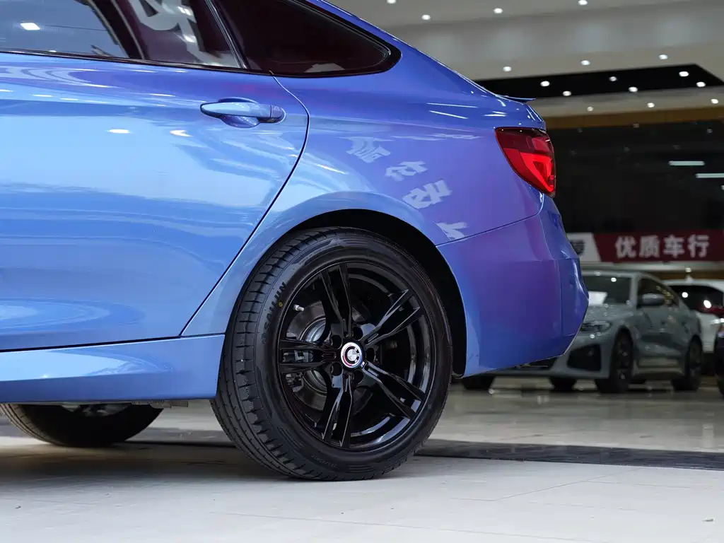 BMW 3 Series GT — фото 18