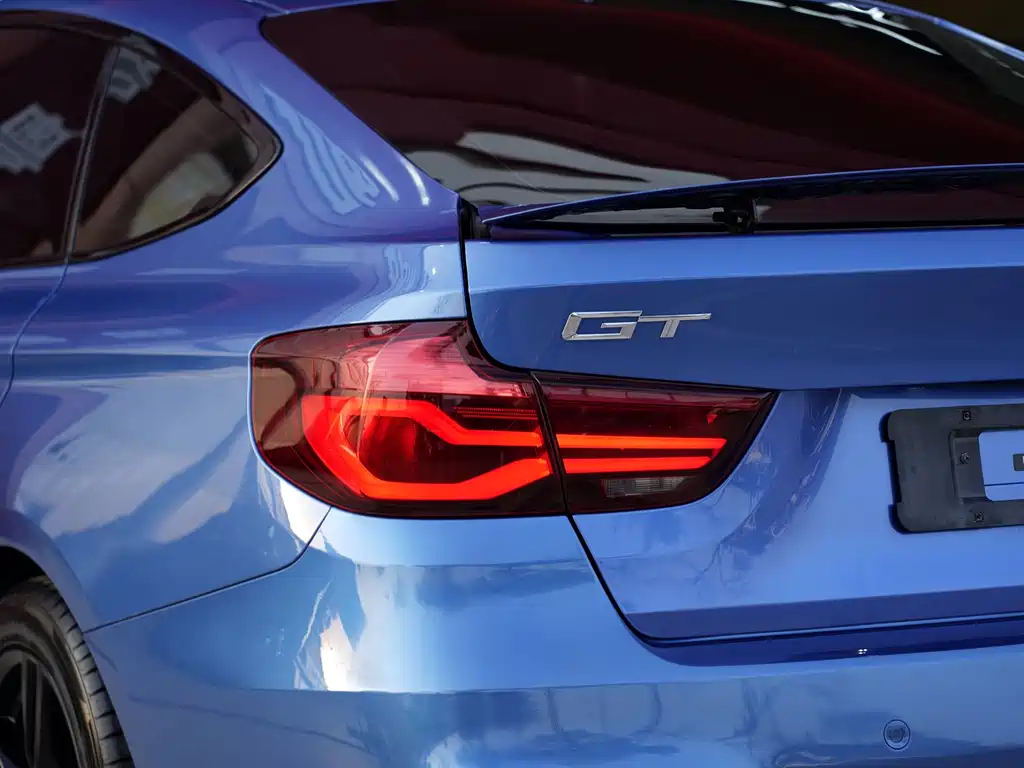 BMW 3 Series GT — фото 4