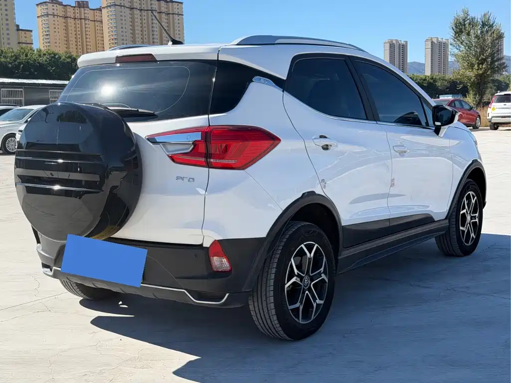 BYD Yuan Pro — фото 21