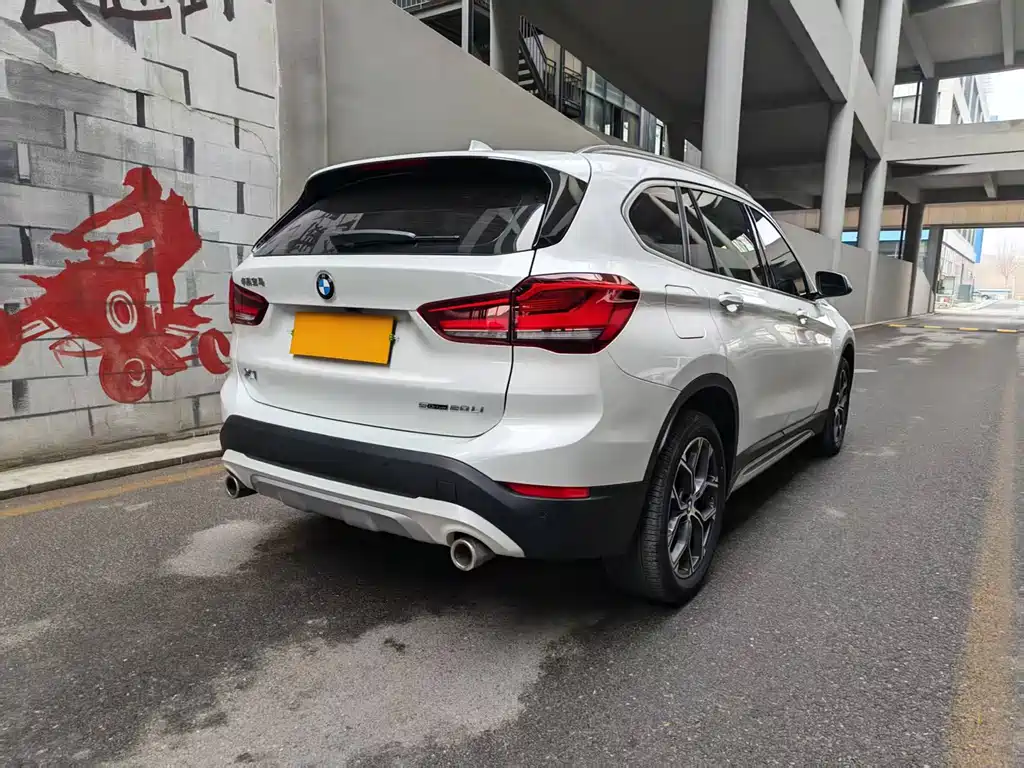 BMW X1 — фото 4