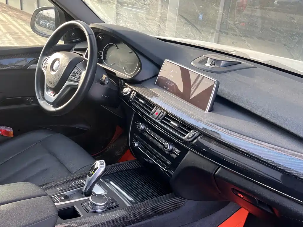 BMW X5 (Import) — фото 13