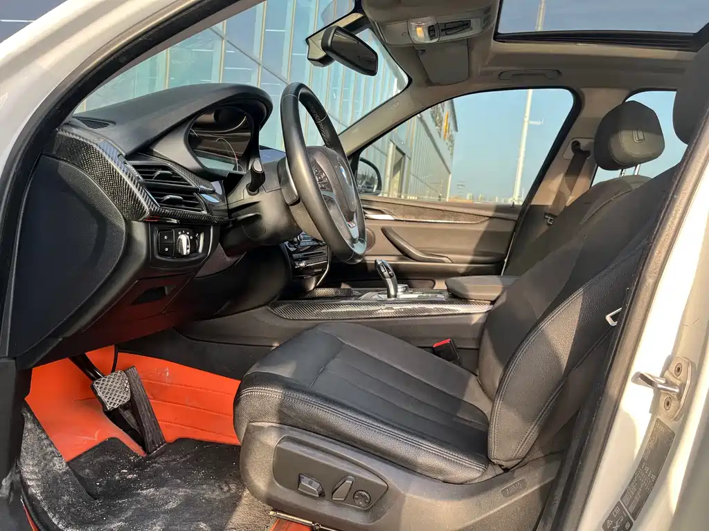 BMW X5 (Import) — фото 4