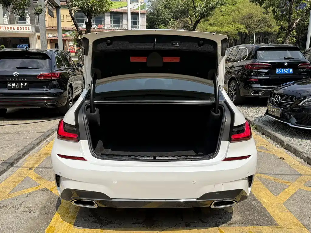 BMW 3 Series — фото 17
