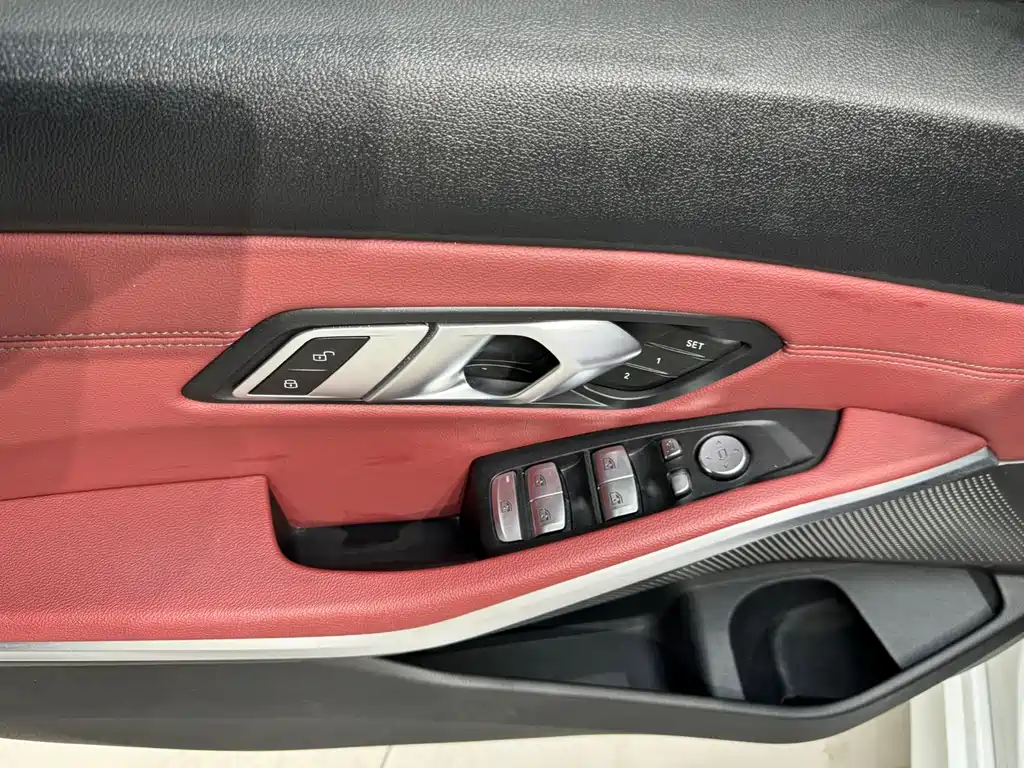 BMW 3 Series — фото 14