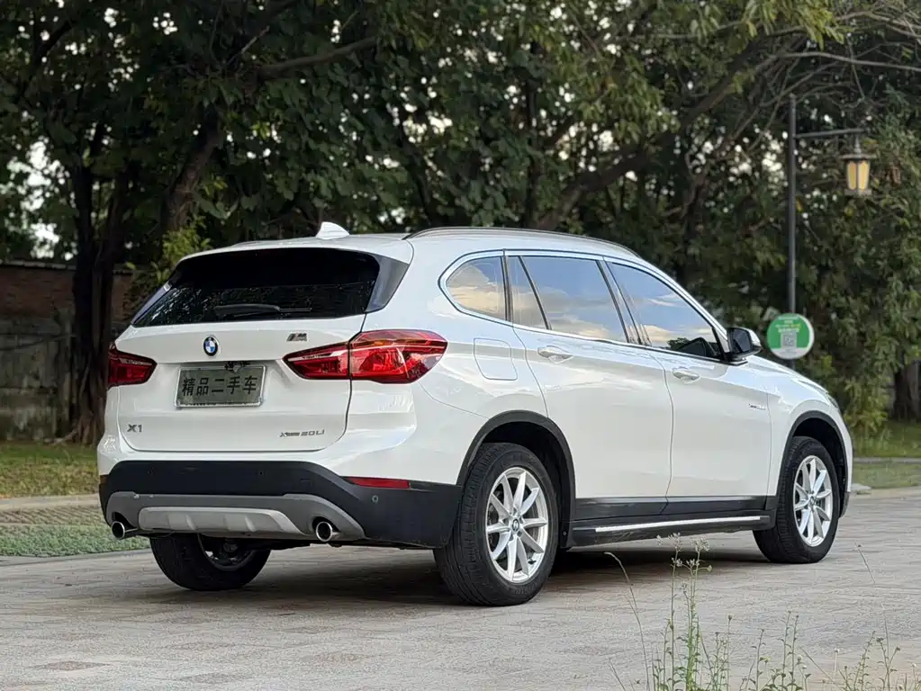 BMW X1 — фото 16