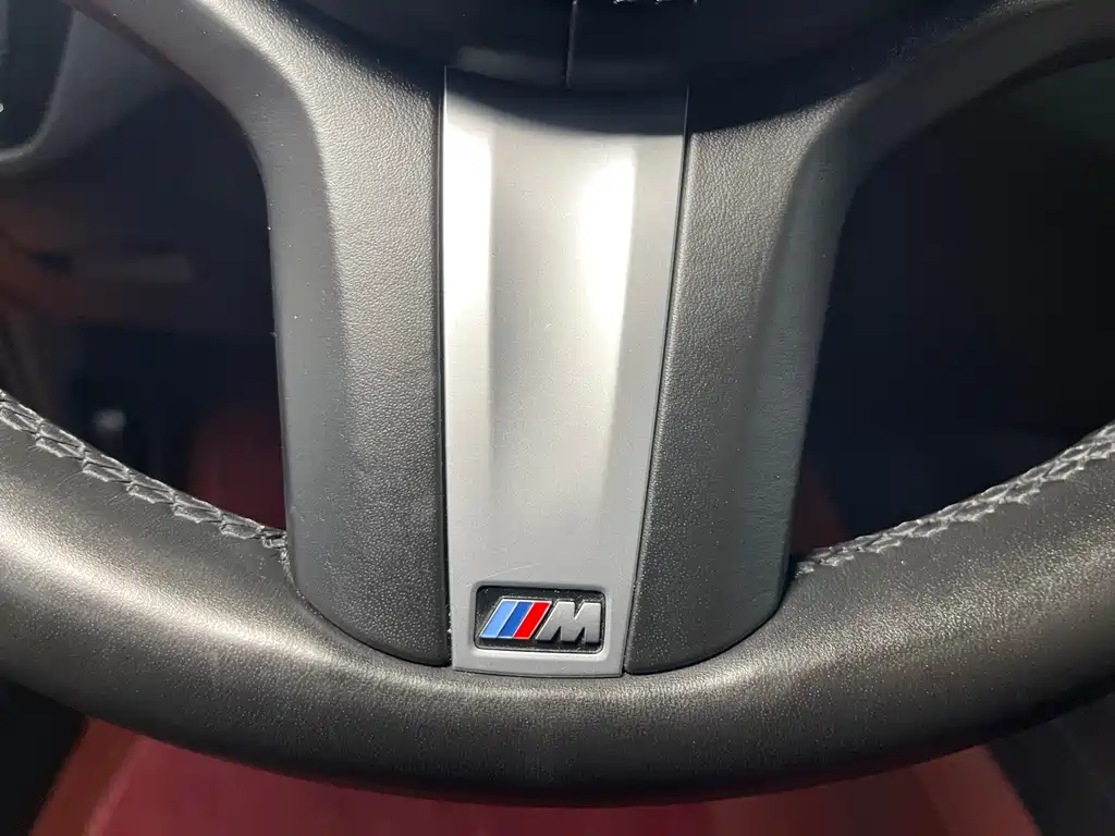 BMW 5 Series — фото 16