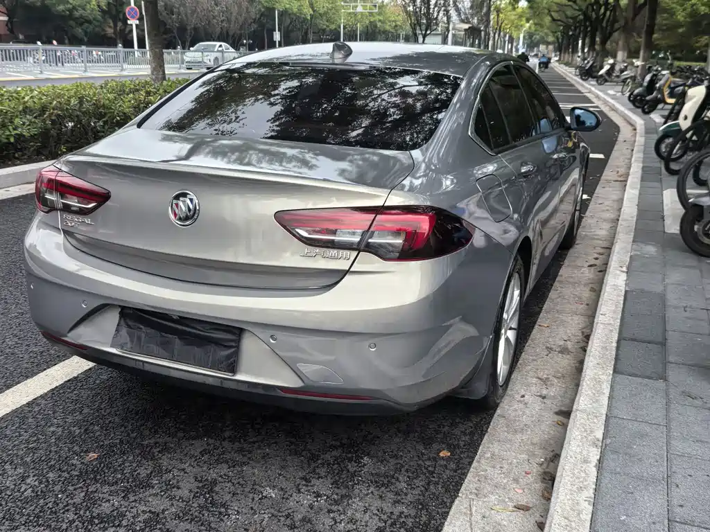Buick Regal — фото 11