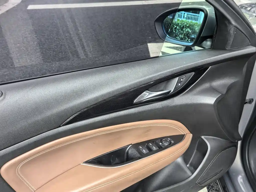 Buick Regal — фото 6