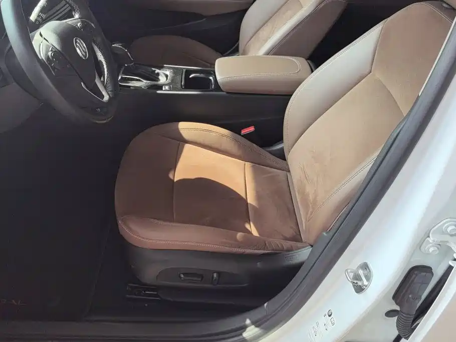 Buick Regal — фото 9