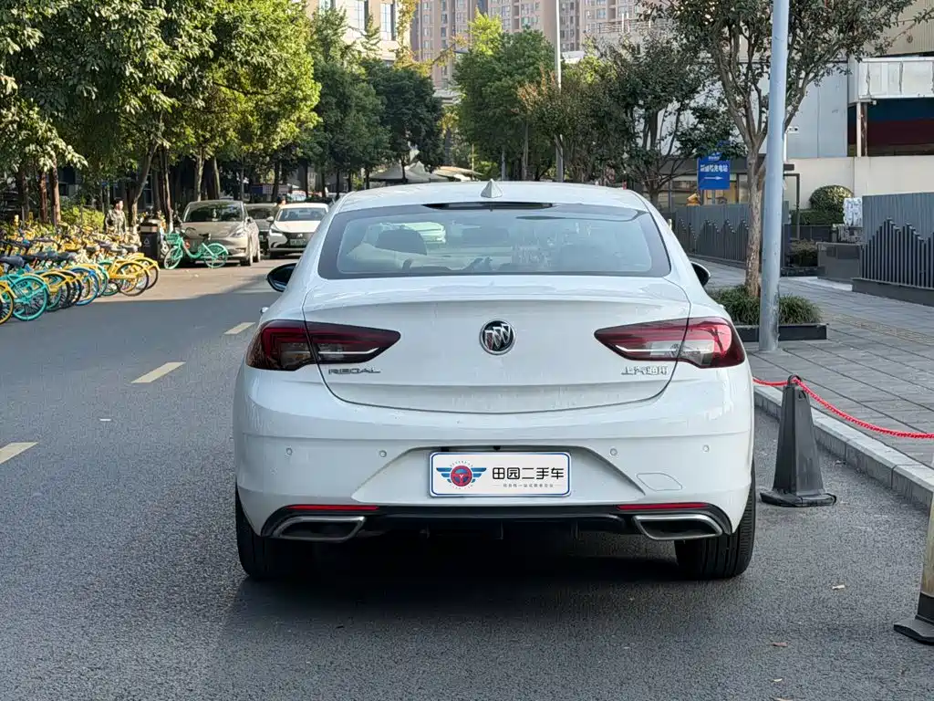 Buick Regal — фото 5