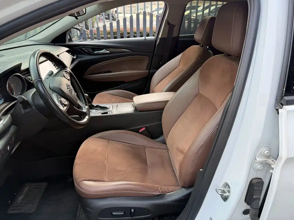 Buick Regal — фото 8