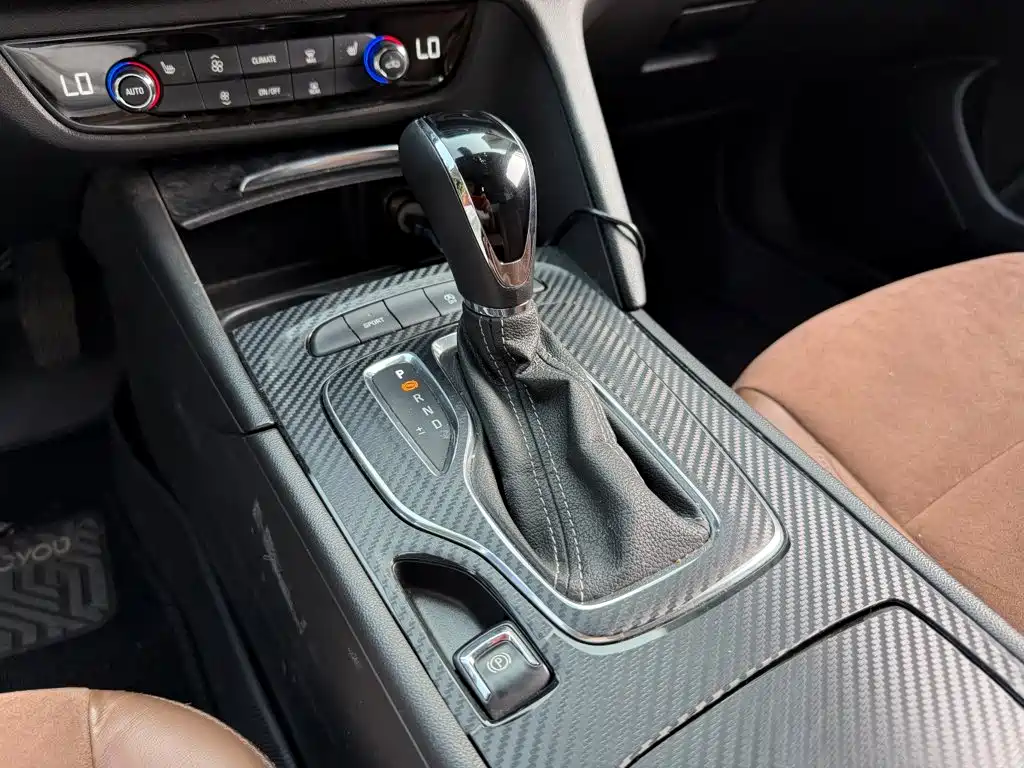 Buick Regal — фото 9
