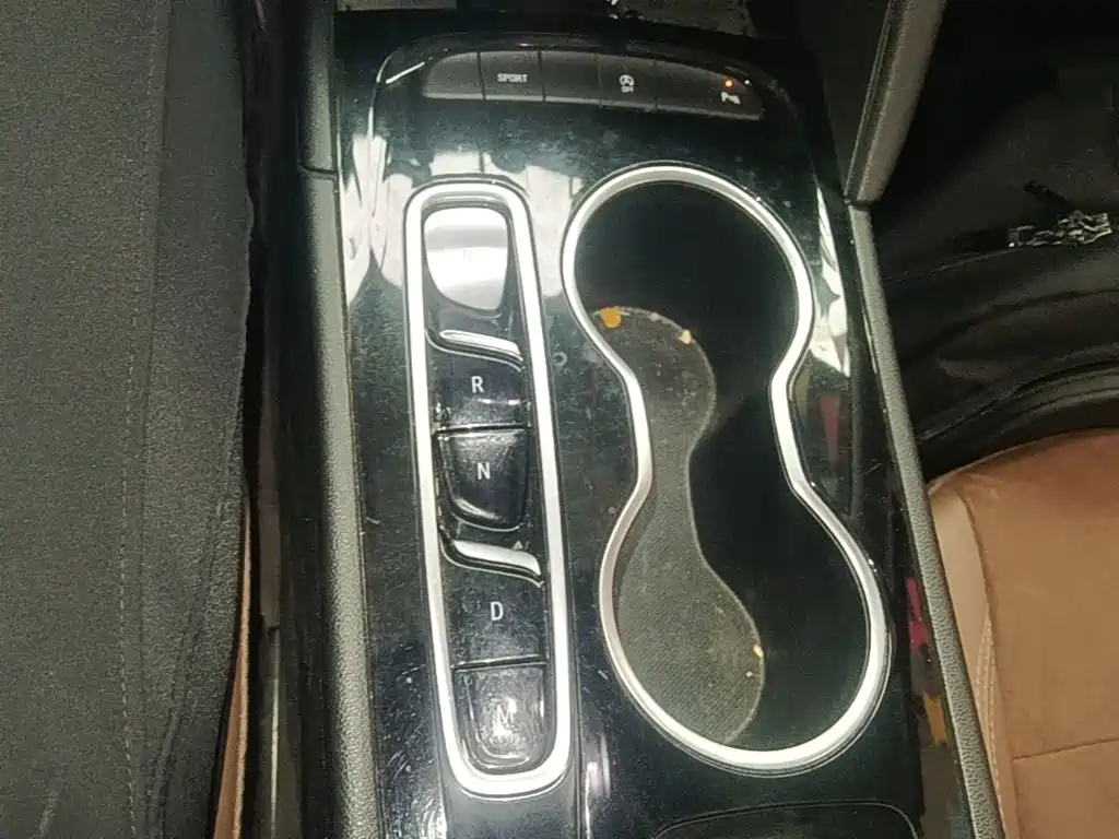 Buick Regal — фото 13