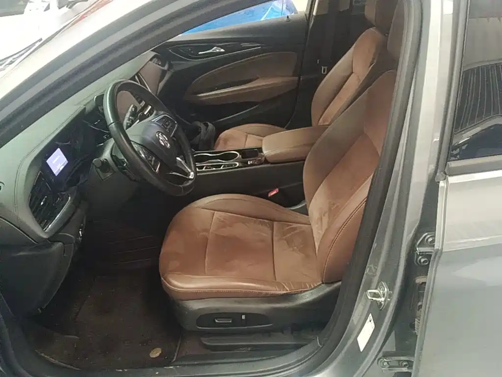 Buick Regal — фото 14