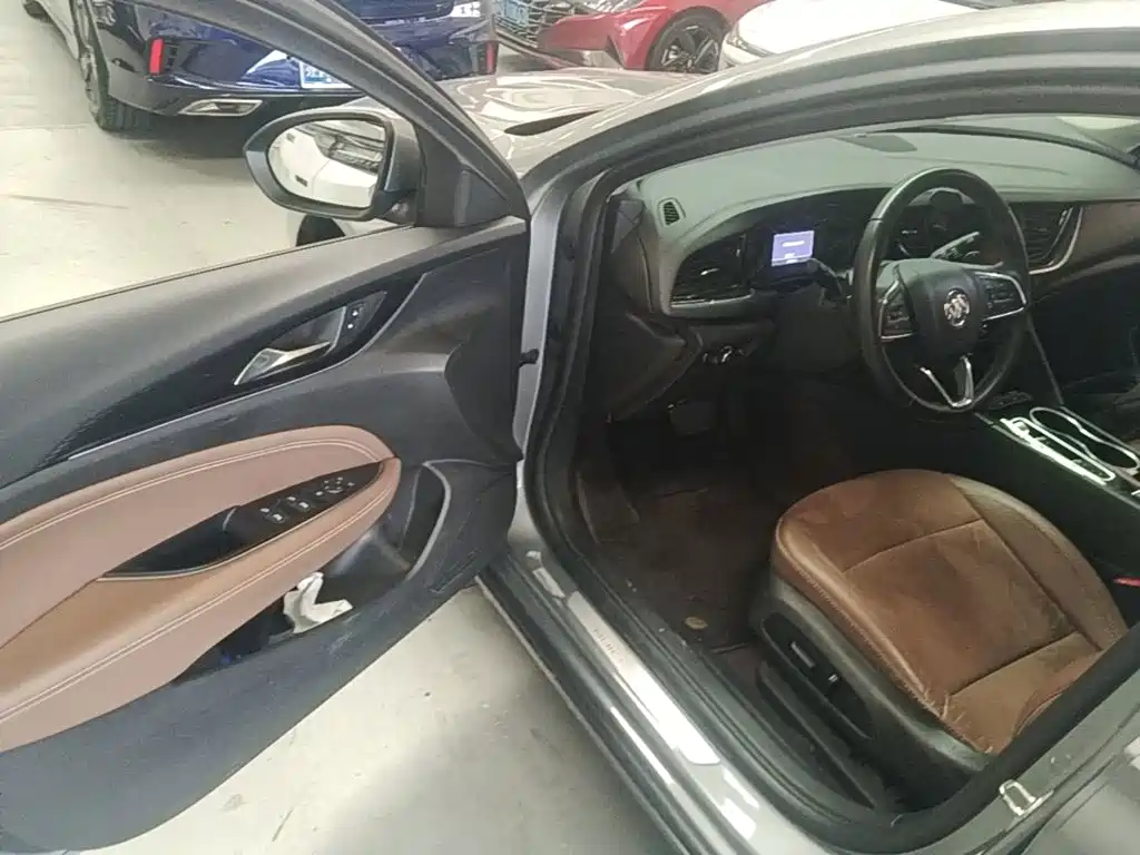 Buick Regal — фото 15