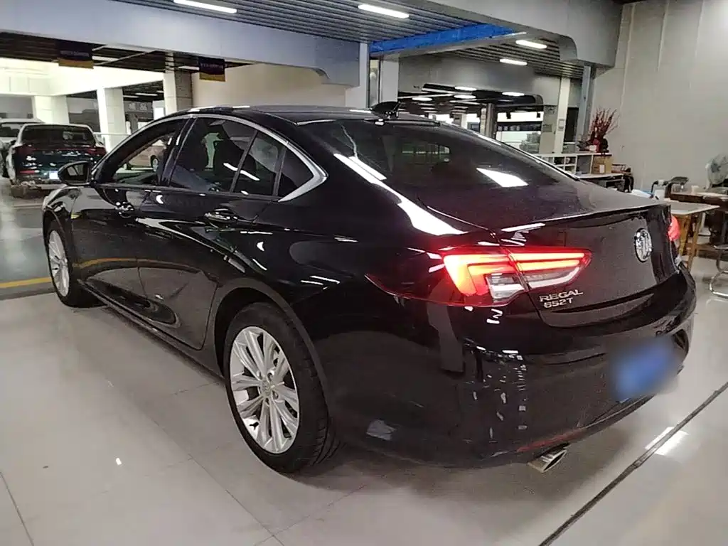 Buick Regal — фото 4