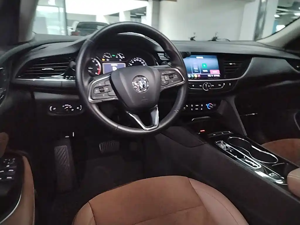 Buick Regal — фото 10