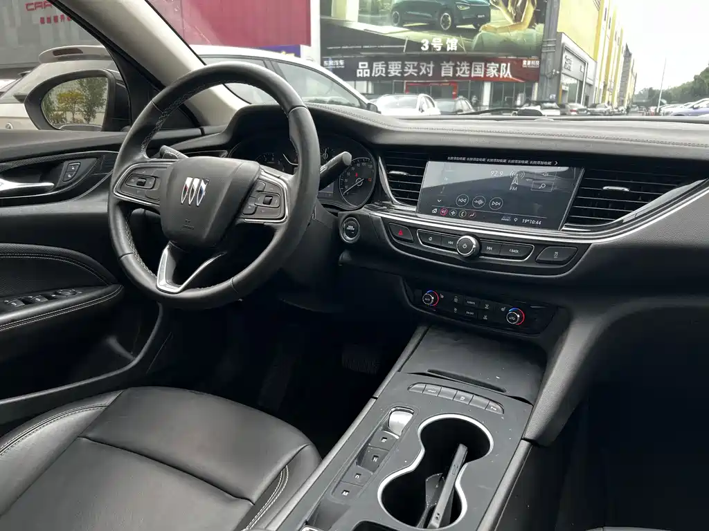 Buick Regal — фото 7