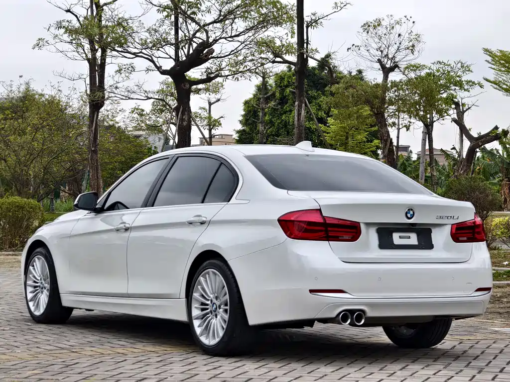 BMW 3 Series — фото 13