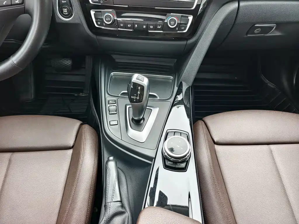 BMW 3 Series — фото 10