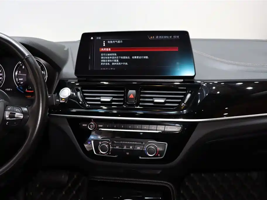 BMW 1 Series — фото 14